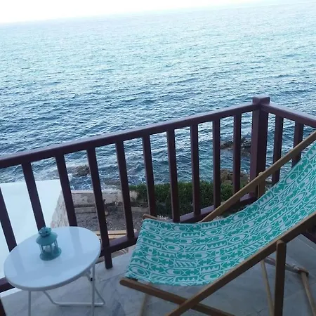Antonis House By The Sea Apartment